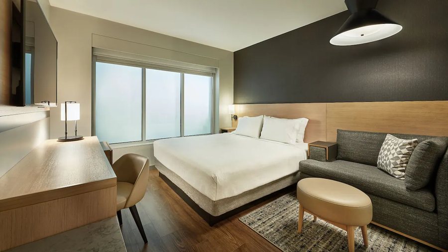Hyatt Place Charlotte Arrowood — Guest room