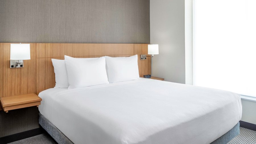 Hyatt Place Fort Worth Alliance Town Center — Guest room