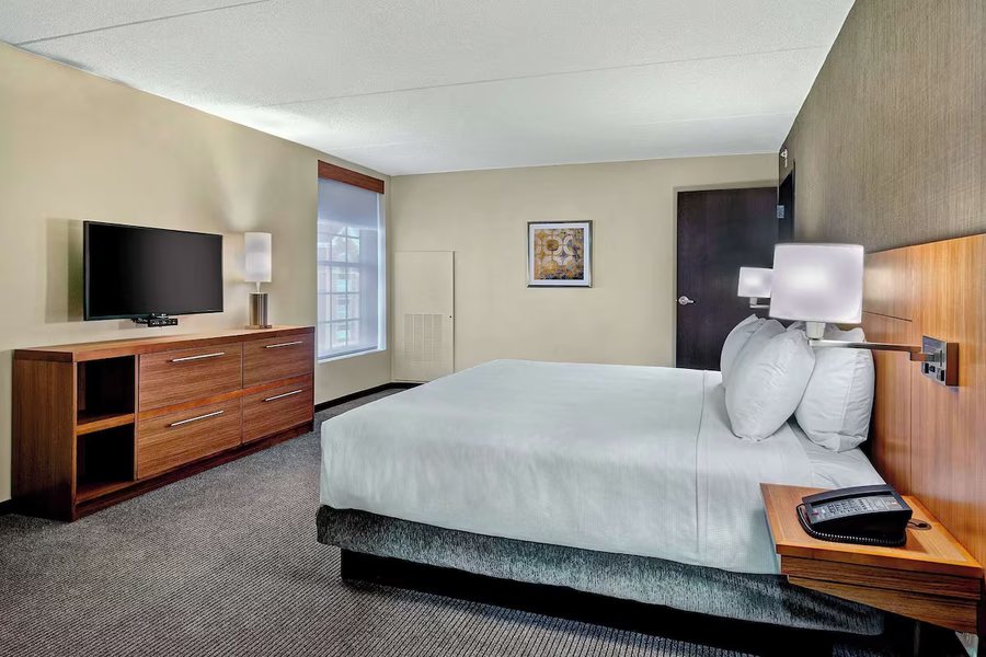 Hyatt Place Fredericksburg Mary Washington — Guest room