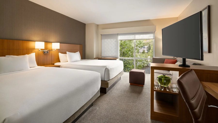 Hyatt Place Keystone Dillon — Guest room