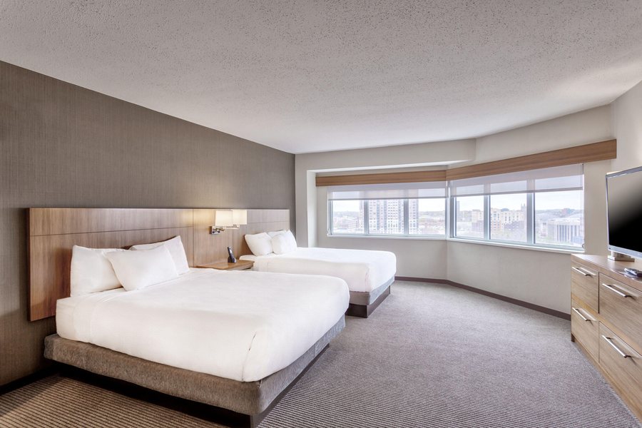 Hyatt Place Minneapolis Downtown — Guest room