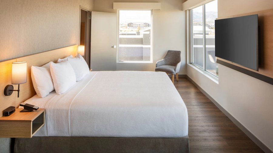 Hyatt Place Reno — Guest room