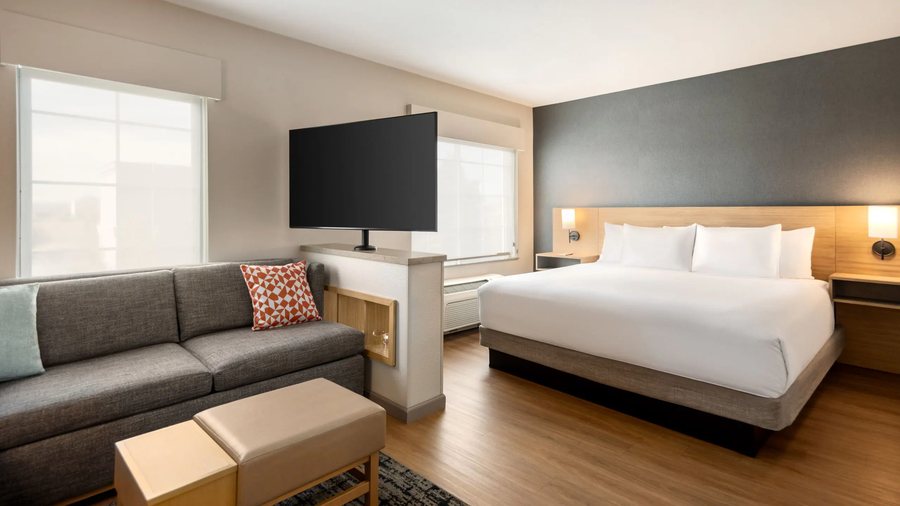 Hyatt Place Santa Fe — Guest room