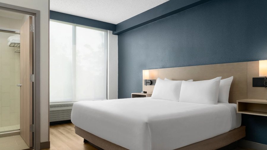 Hyatt Place Secaucus meadowlands — Guest room
