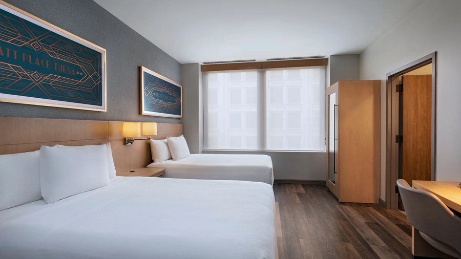 Hyatt Place Tulsa Downtown — Guest room