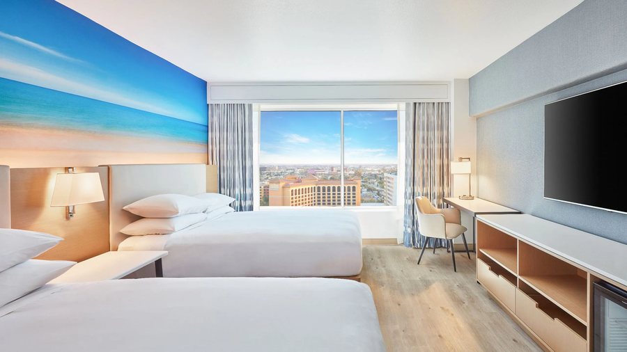 Hyatt Regency Orange County — Guest room