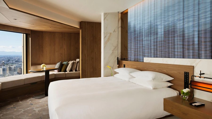 Hyatt Regency Tokyo — Guest room