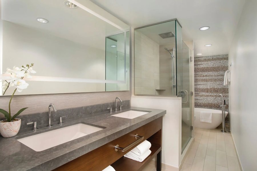 Hyatt Residence Club Christmas New Years Lahaina Maui Hawaii — Bathroom