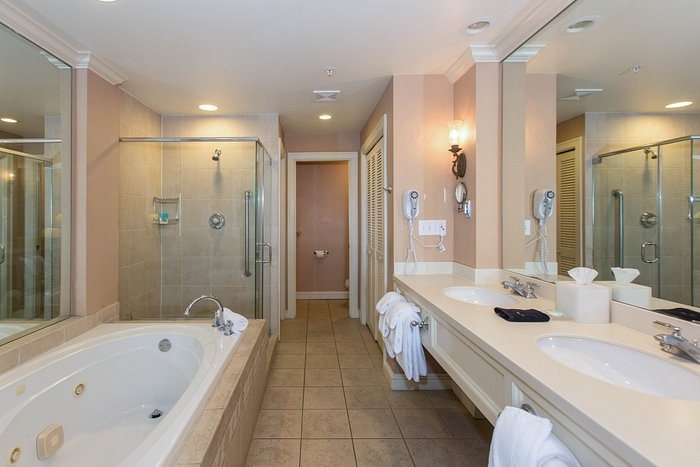 Hyatt Vacation Club at Beach House — Bathroom