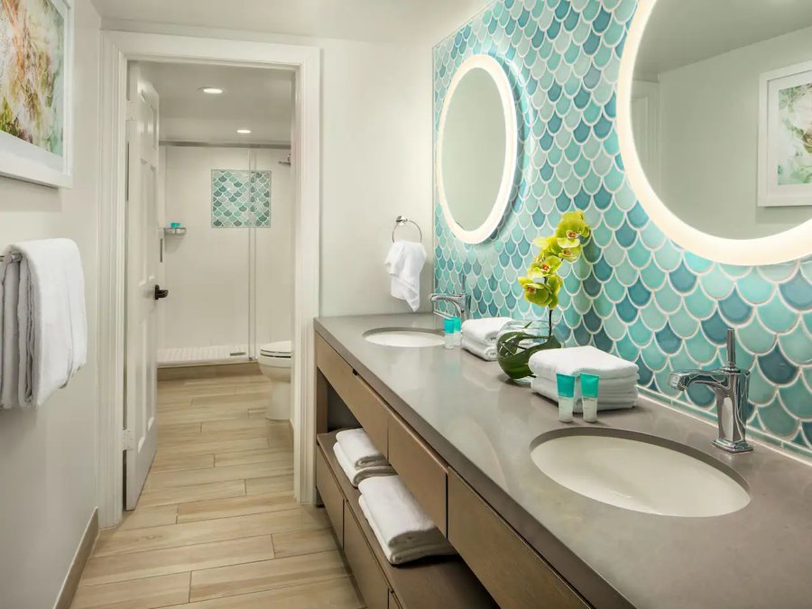 Hyatt Vacation Club at Sunset Harbor — Bathroom