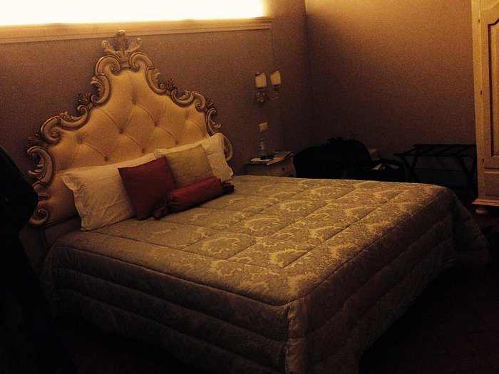 I Quattro Poeti — Guest room