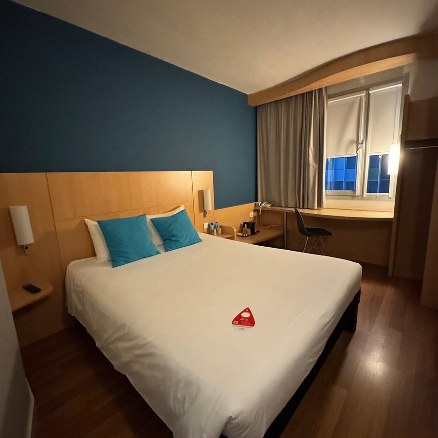Ibis Barcelona Plaza Glories 22 Barcelona Catalonia — Guest room