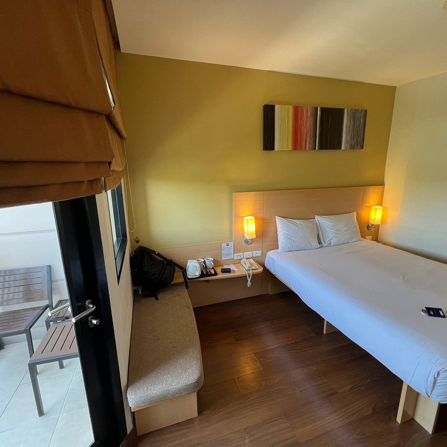 Ibis Hua Hin Hotel — Guest room