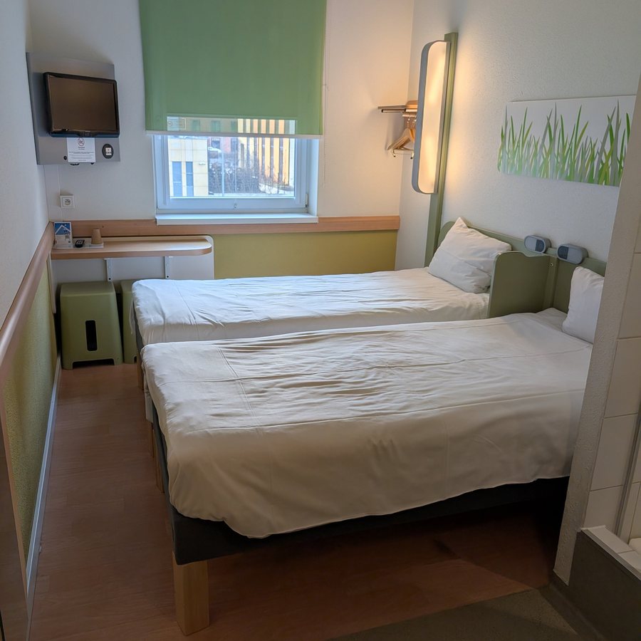 Ibis Krakow Stare Miasto — Guest room
