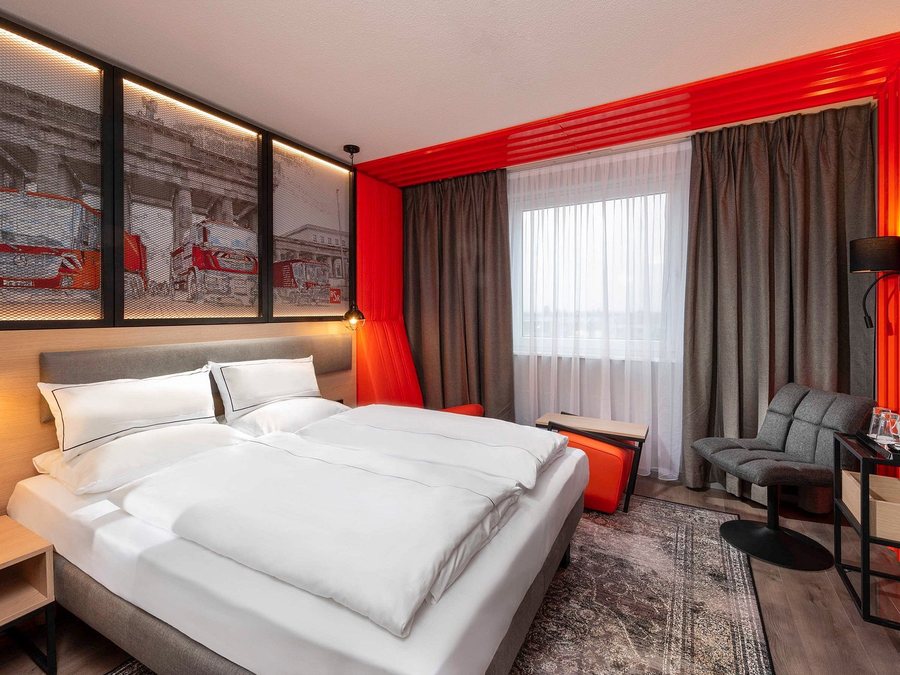 Ibis Styles Berlin Treptow — Guest room