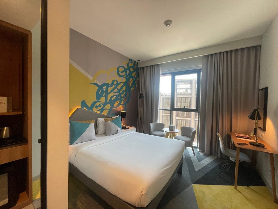 Ibis Styles Dragon Mart Dubai — Guest room