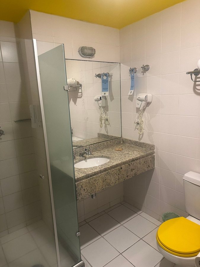 Ibis Styles SP Faria Lima Hotel — Bathroom