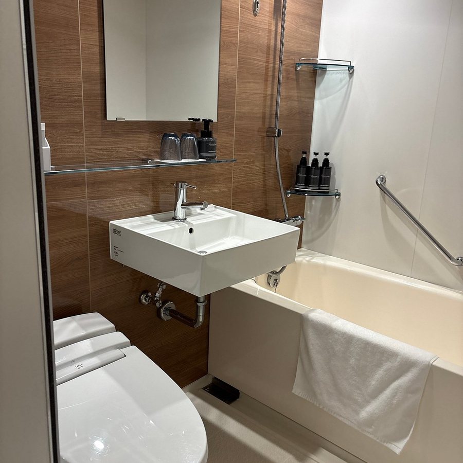 Ichi Hotel Asakusabashi — Bathroom