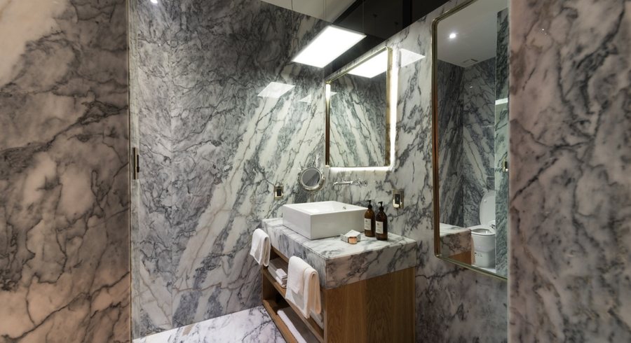 Ignacia Guest House — Bathroom