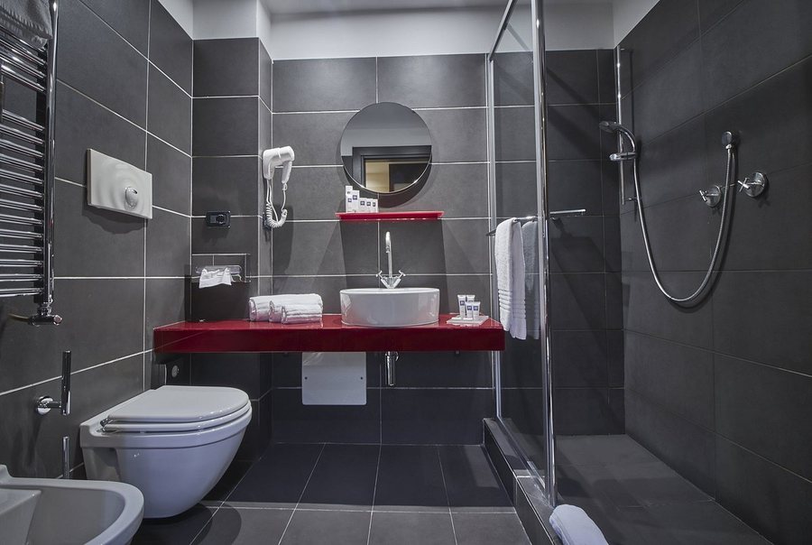 IH Hotels Milano Watt 13 — Bathroom