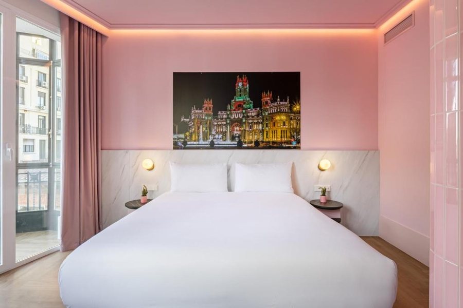 Ikonik Gran Via — Guest room