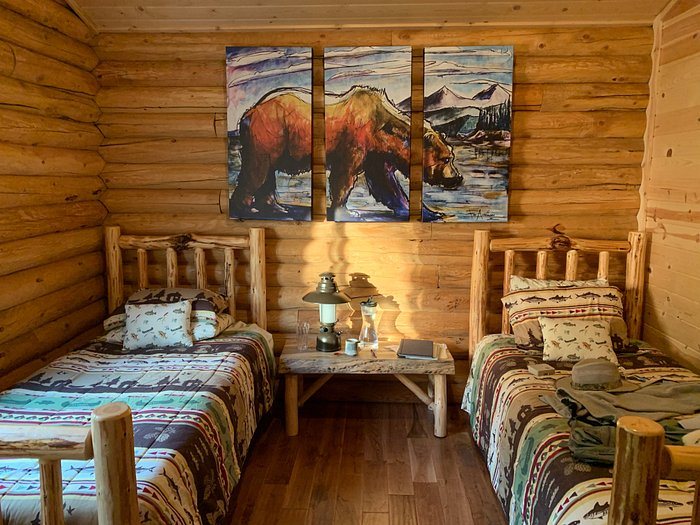 Iliamna River Lodge — Guest room