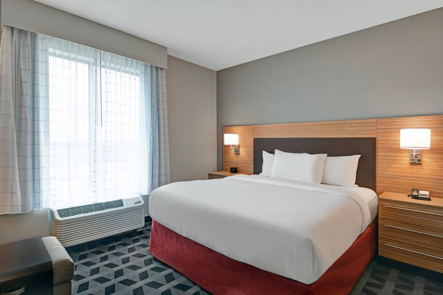 Indianapolis Marriott Downtown — Guest room
