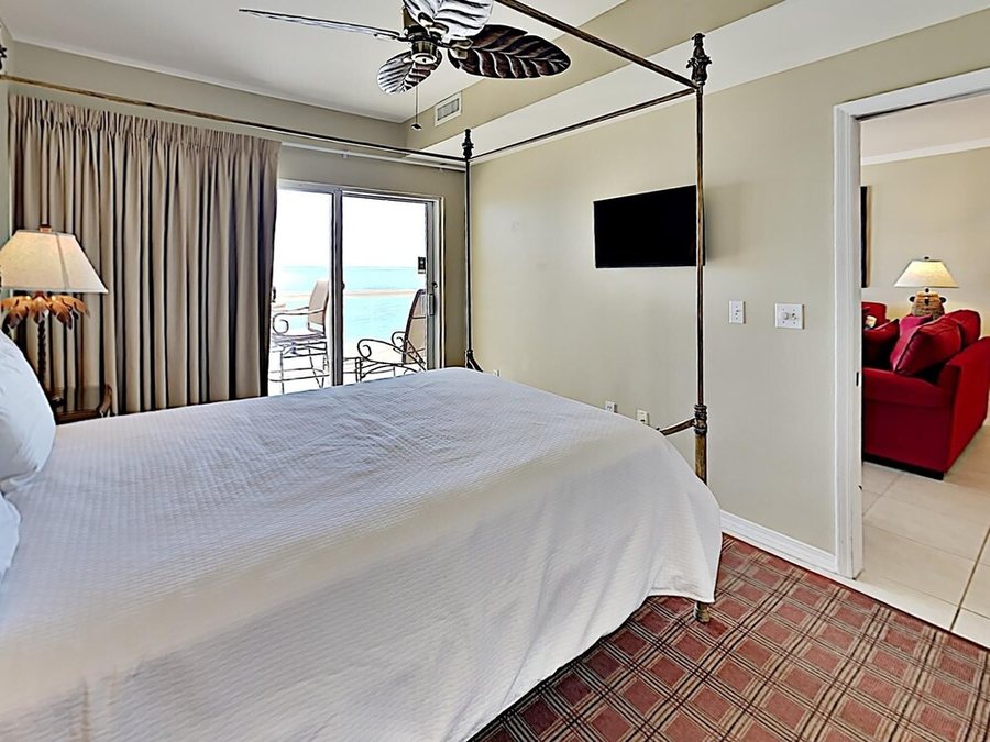 Indigo Condominiums — Guest room