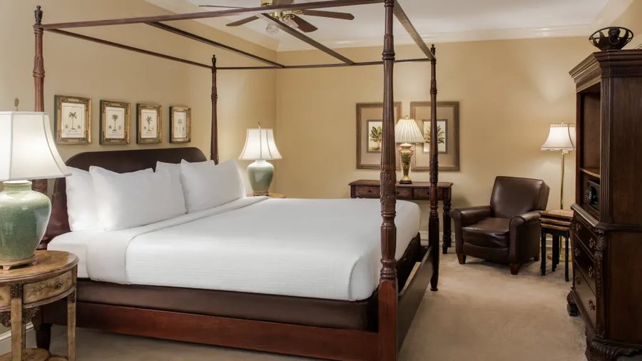 Indigo Inn — Guest room