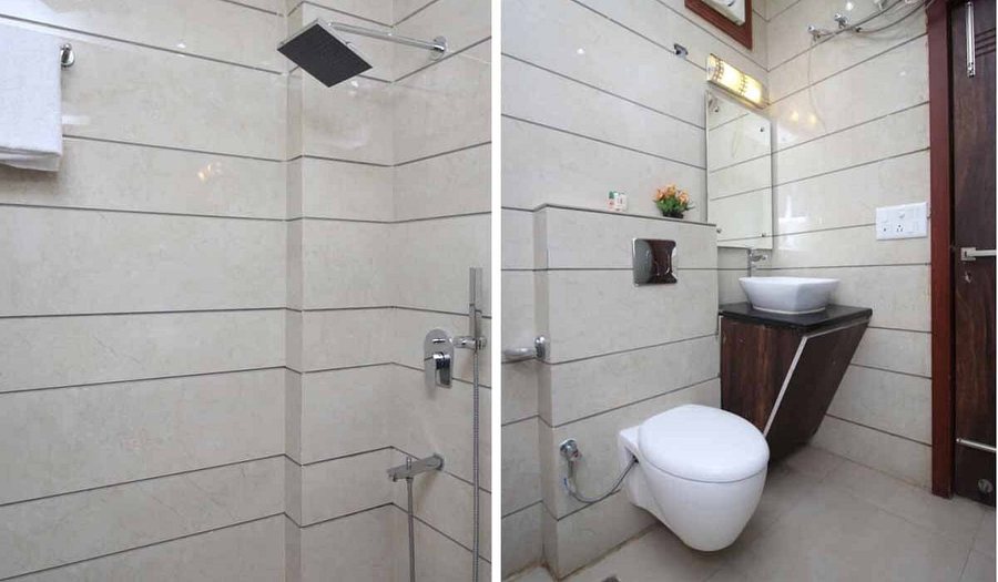Indira International Inn — Bathroom
