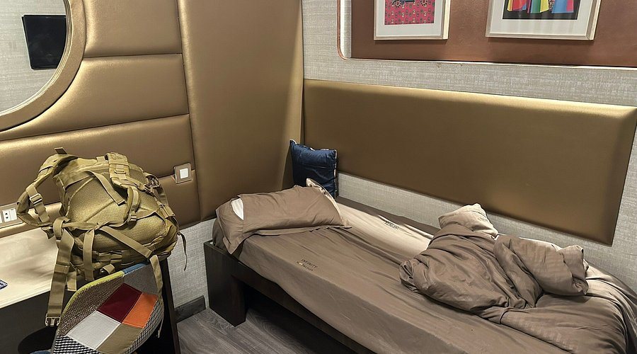 Infinity Sleeping Pods — Guest room