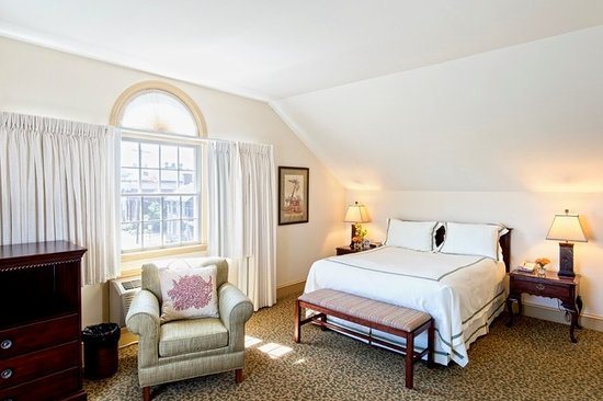 Inn at Canal Square — Guest room