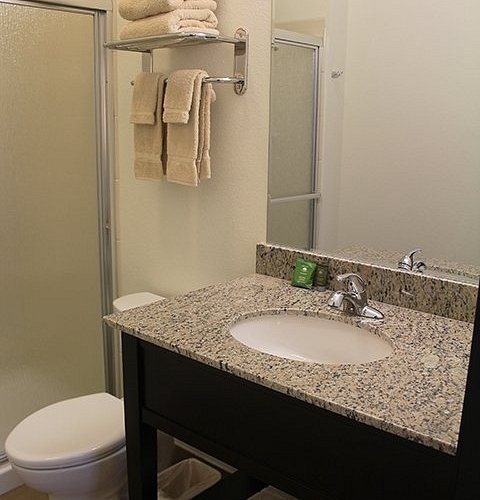 Inn at Hunters Run — Bathroom