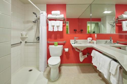 Inn at Northrup Station — Bathroom