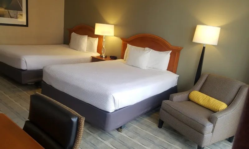 Inn at the Convention Center — Guest room