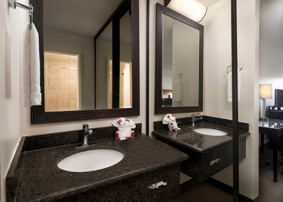 Inn at the Presidio — Bathroom