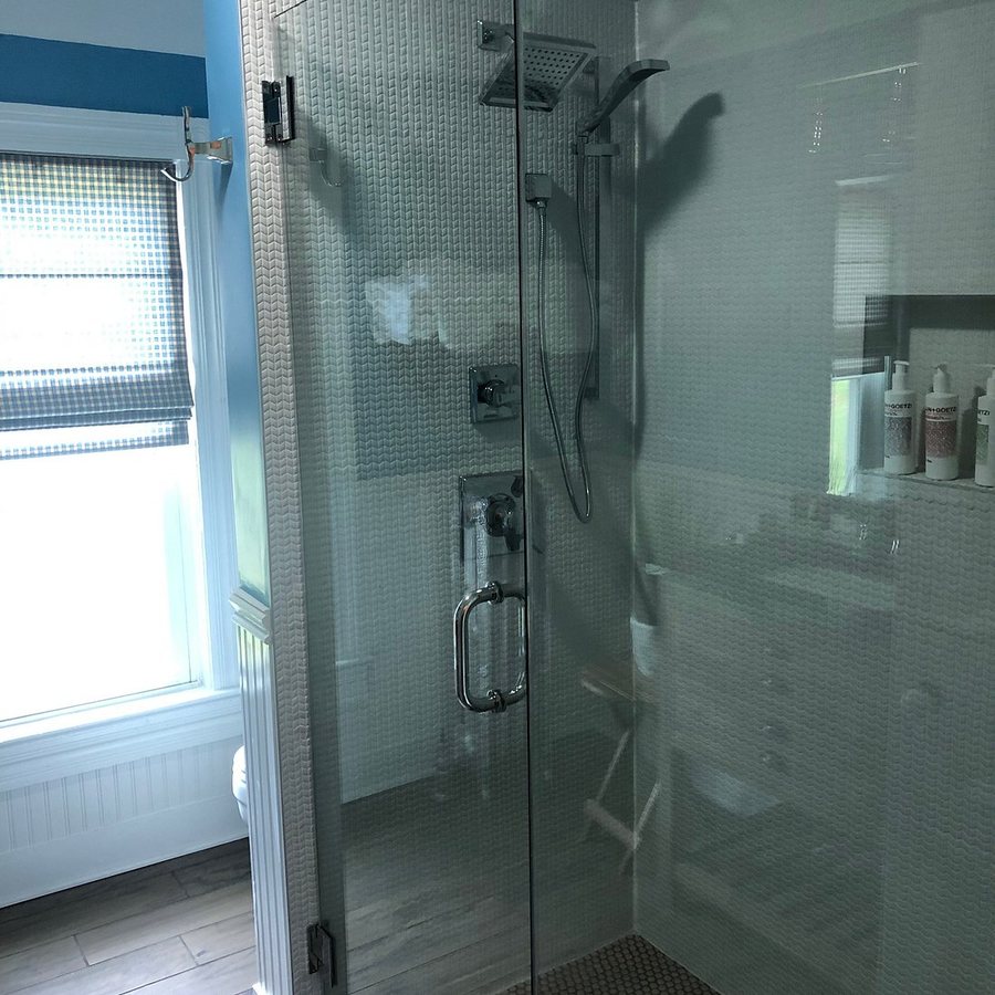 Inn at Tyler Hill Tyler Hill Pocono Mountains Region Pennsylvania — Bathroom