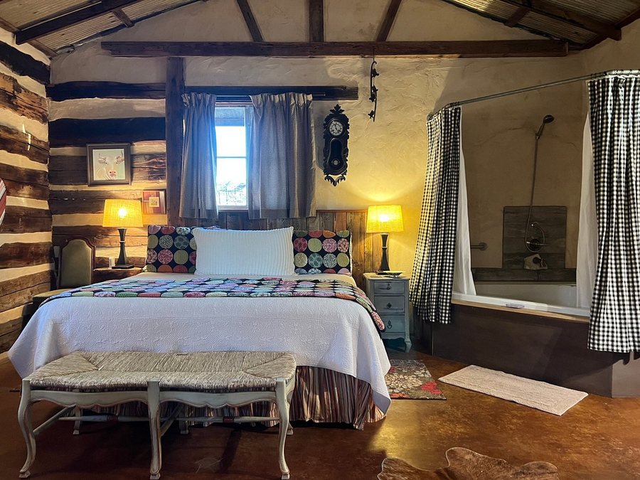 Inn on Barons Creek — Guest room