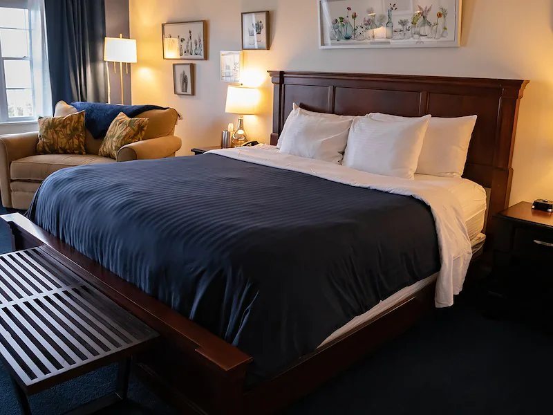 Inn on Columbia — Guest room