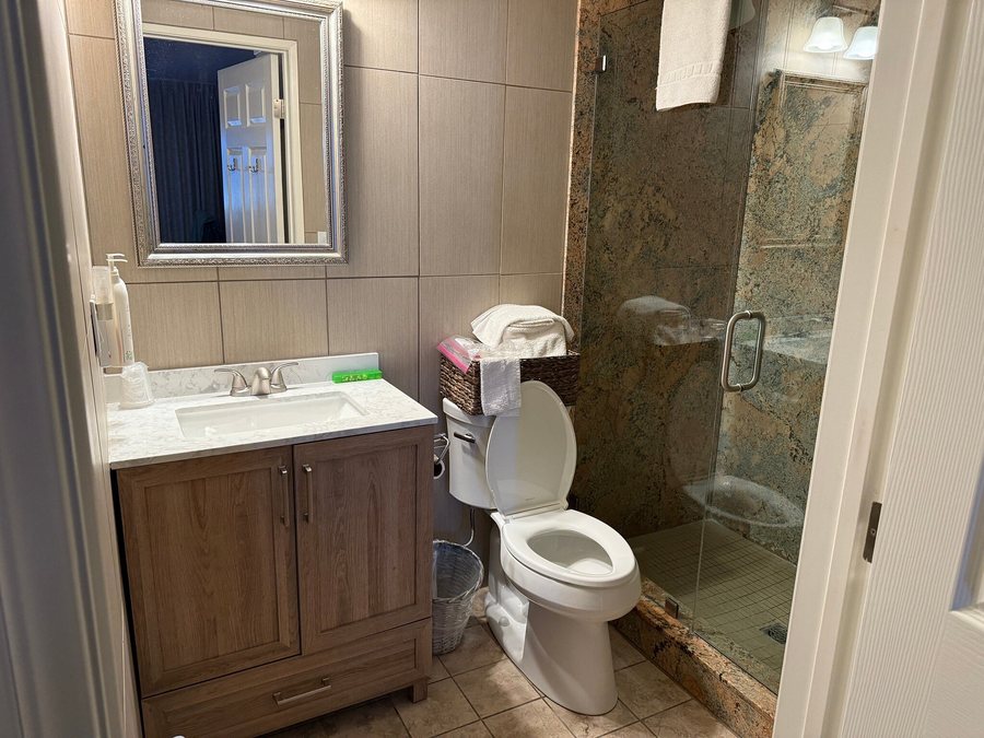 Inn on the Beach — Bathroom