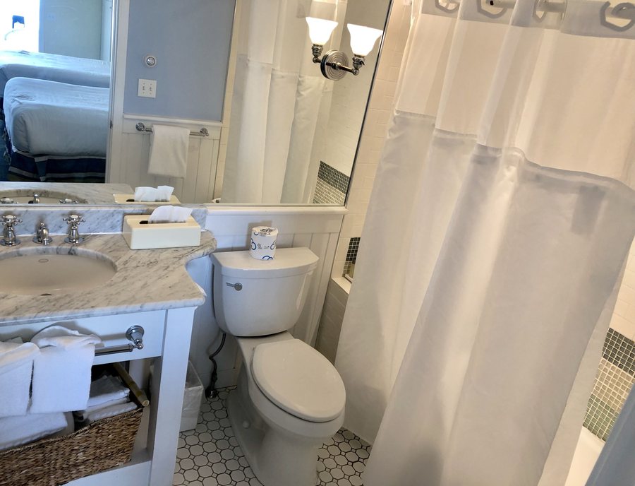 Inn on the Blues — Bathroom