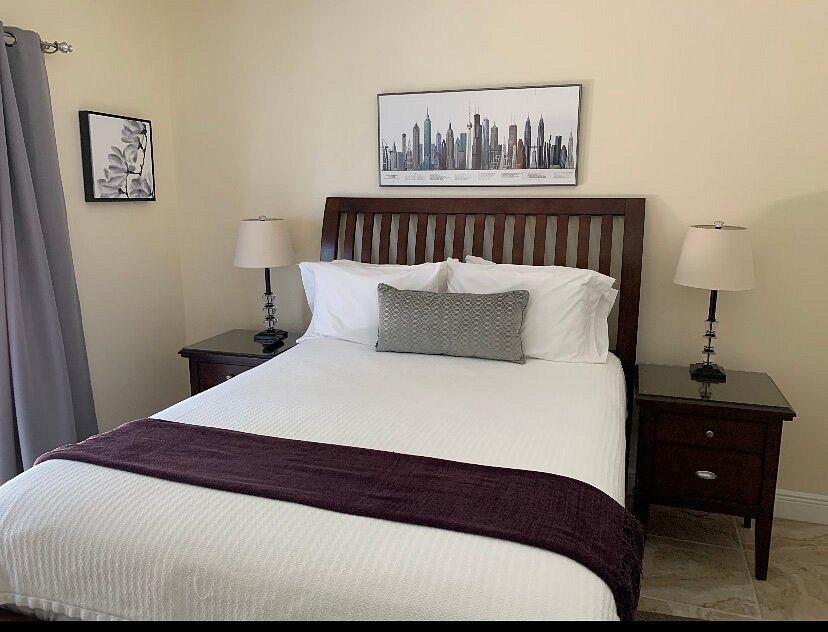 Inn On The Drive — Guest room