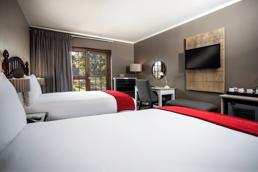Inn on the Moraine — Guest room