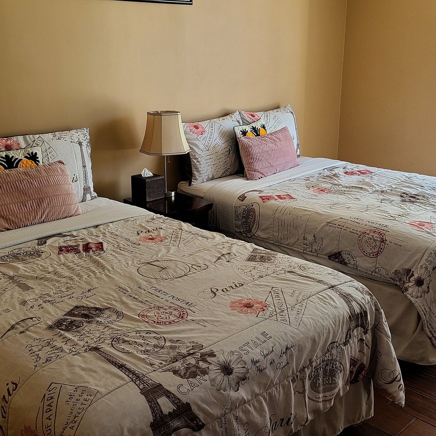 Inn on the Park — Guest room