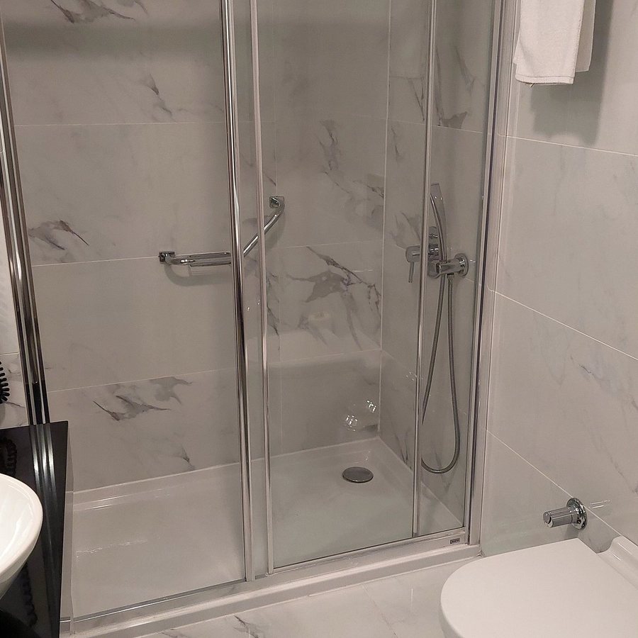 Innova Sultanahmet Hotel Istanbul — Bathroom