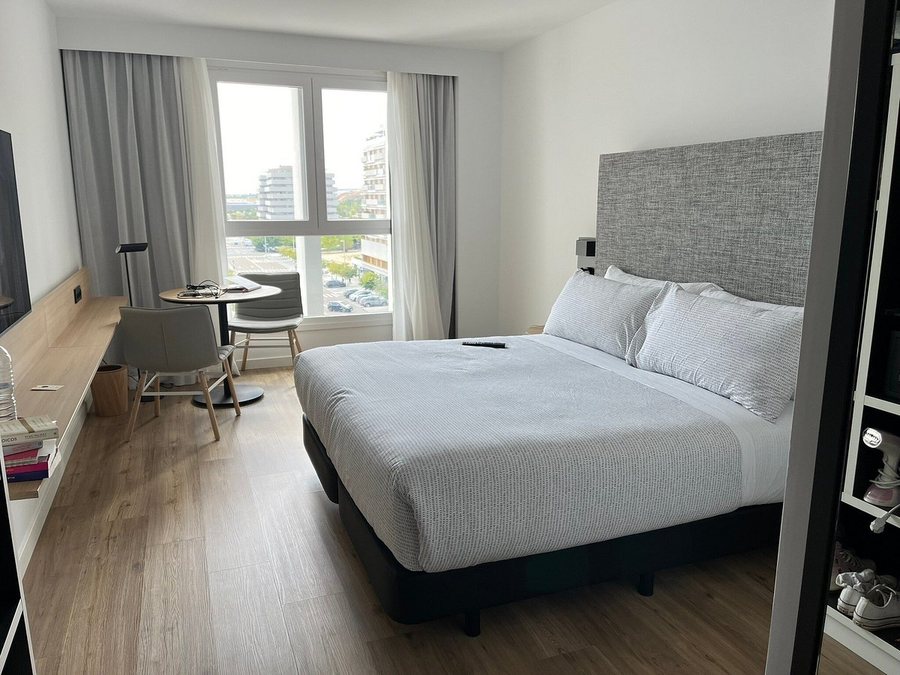 Innside By Melia Madrid Valdebebas — Guest room