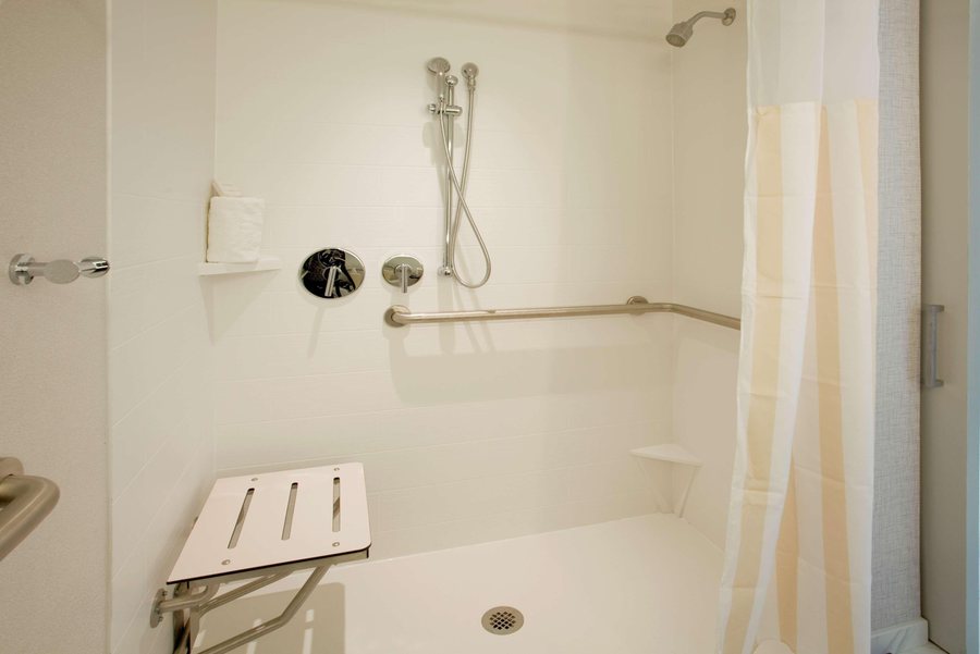 Inter Continental Central Park South New York New York City New York — Bathroom