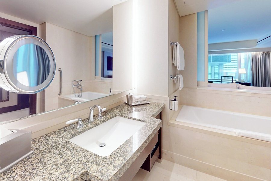 Intercontinental Boston By IHG — Bathroom