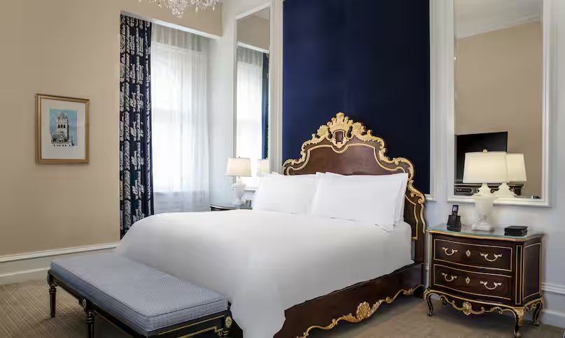 International House of Washington — Guest room