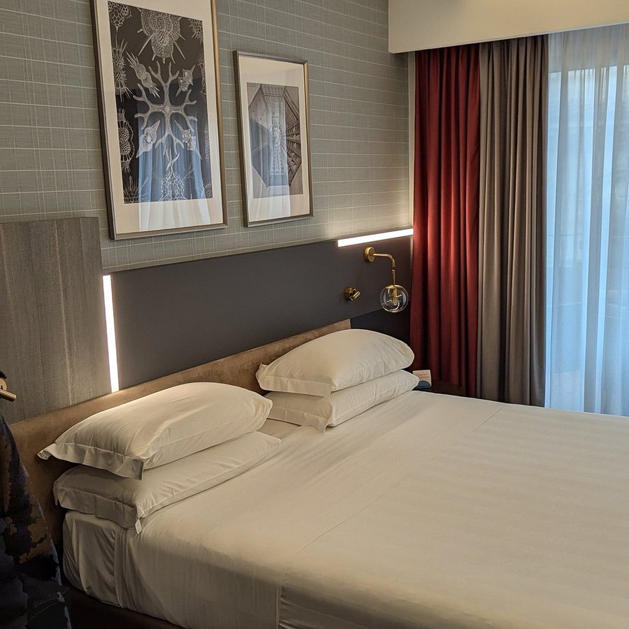 IQ Hotel Firenze — Guest room